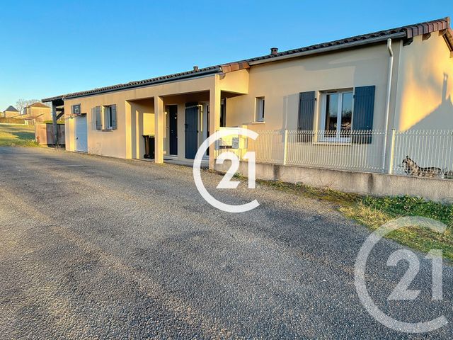 Afficher la photo en grand maison à louer - 4 pièces - 113.0 m2 - CHERVES RICHEMONT - 16 - POITOU-CHARENTES - Century 21 Xso Immobilier