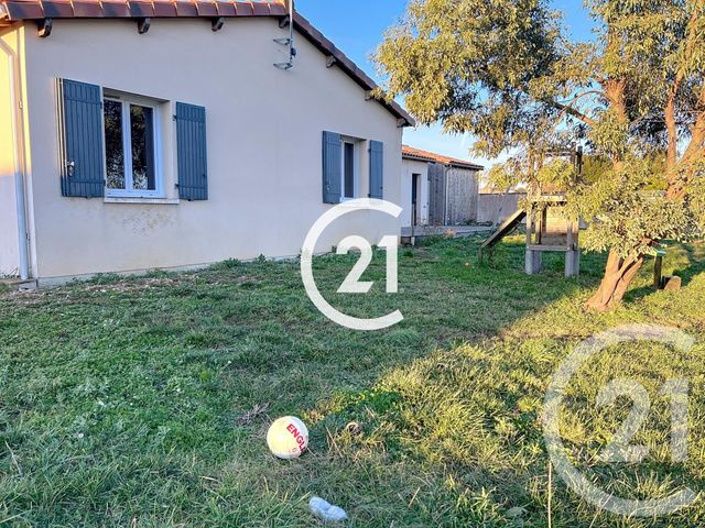 Afficher la photo en grand maison à louer - 4 pièces - 113.0 m2 - CHERVES RICHEMONT - 16 - POITOU-CHARENTES - Century 21 Xso Immobilier