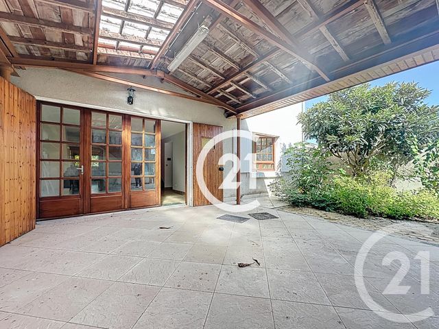 Afficher la photo en grand maison à vendre - 5 pièces - 144.5 m2 - ST LAURENT DE COGNAC - 16 - POITOU-CHARENTES - Century 21 Xso Immobilier