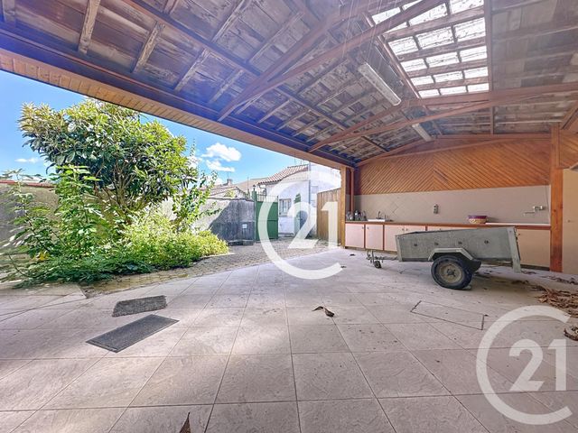 Afficher la photo en grand maison à vendre - 5 pièces - 144.5 m2 - ST LAURENT DE COGNAC - 16 - POITOU-CHARENTES - Century 21 Xso Immobilier