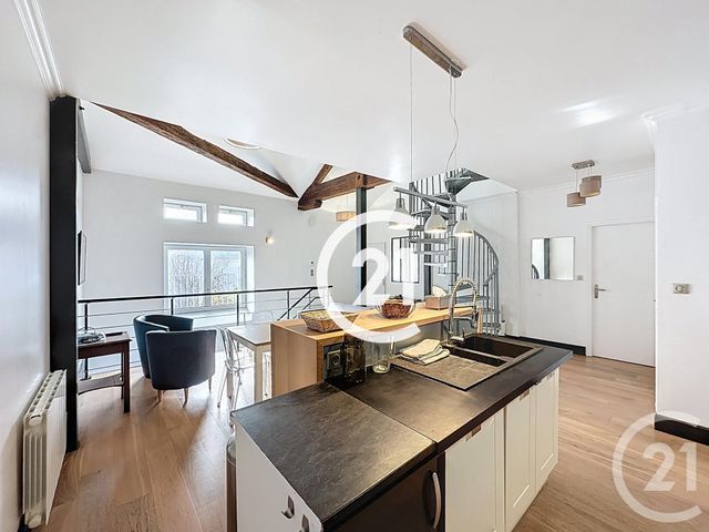 Appartement F4 à louer - 4 pièces - 100.0 m2 - COGNAC - 16 - POITOU-CHARENTES - Century 21 Xso Immobilier