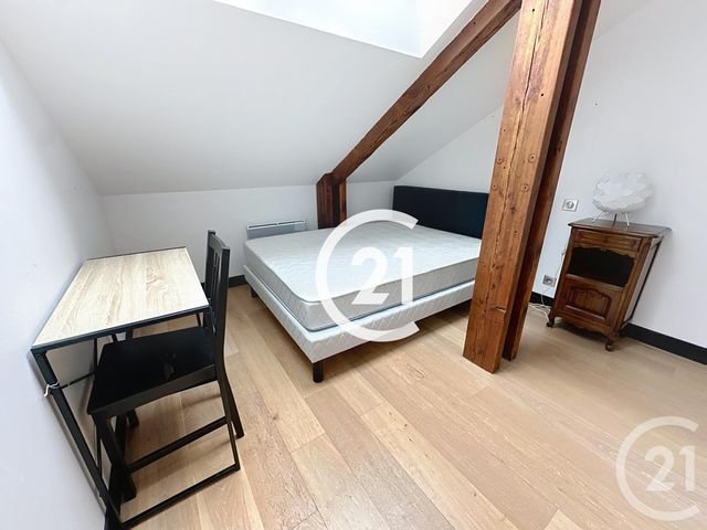 Appartement F4 à louer - 4 pièces - 100.0 m2 - COGNAC - 16 - POITOU-CHARENTES - Century 21 Xso Immobilier