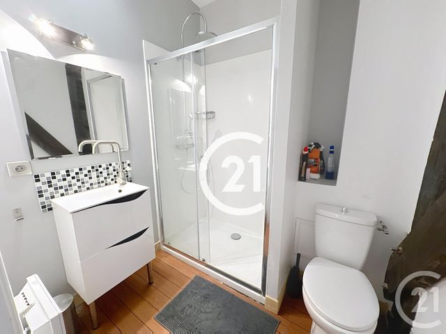 Appartement F4 à louer - 4 pièces - 100.0 m2 - COGNAC - 16 - POITOU-CHARENTES - Century 21 Xso Immobilier