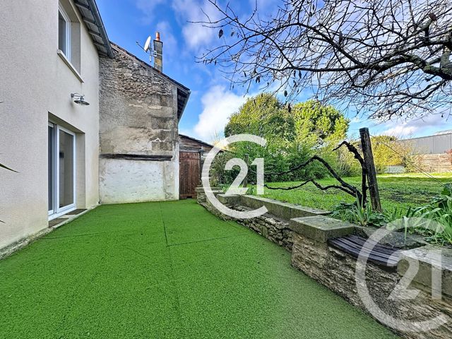 maison à vendre - 6 pièces - 174.0 m2 - COGNAC - 16 - POITOU-CHARENTES - Century 21 Xso Immobilier