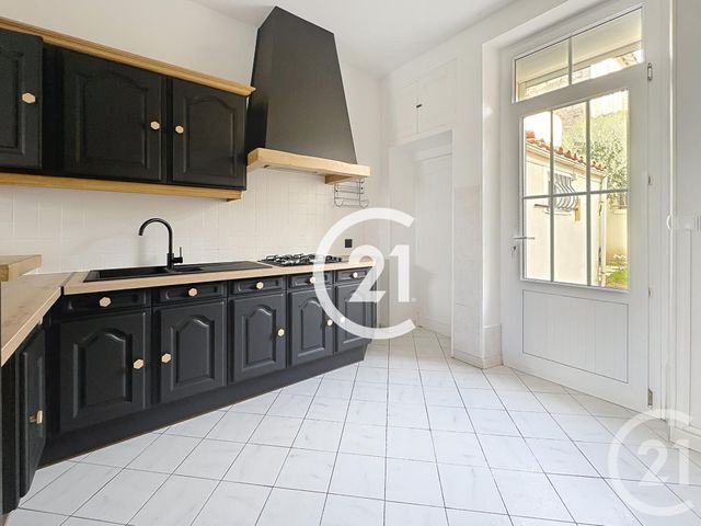 maison à louer - 4 pièces - 78.0 m2 - COGNAC - 16 - POITOU-CHARENTES - Century 21 Xso Immobilier