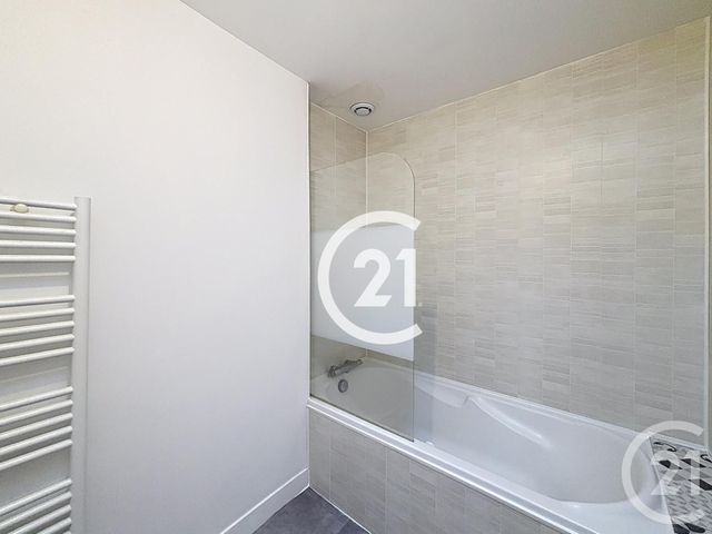 immeuble à vendre - 105.0 m2 - COGNAC - 16 - POITOU-CHARENTES - Century 21 Xso Immobilier