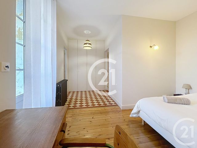 maison à louer - 5 pièces - 143.0 m2 - COGNAC - 16 - POITOU-CHARENTES - Century 21 Xso Immobilier