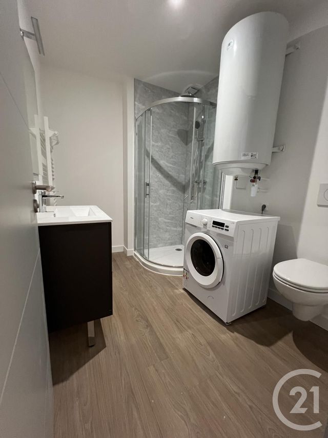 Appartement F2 à louer - 2 pièces - 30.0 m2 - COGNAC - 16 - POITOU-CHARENTES - Century 21 Xso Immobilier