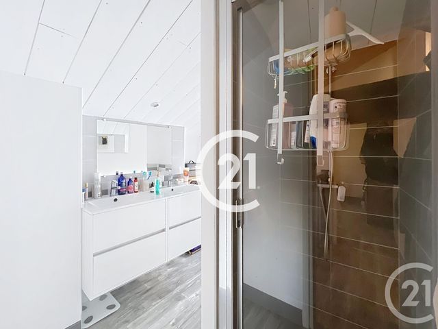 Appartement F3 à louer - 4 pièces - 74.0 m2 - COGNAC - 16 - POITOU-CHARENTES - Century 21 Xso Immobilier