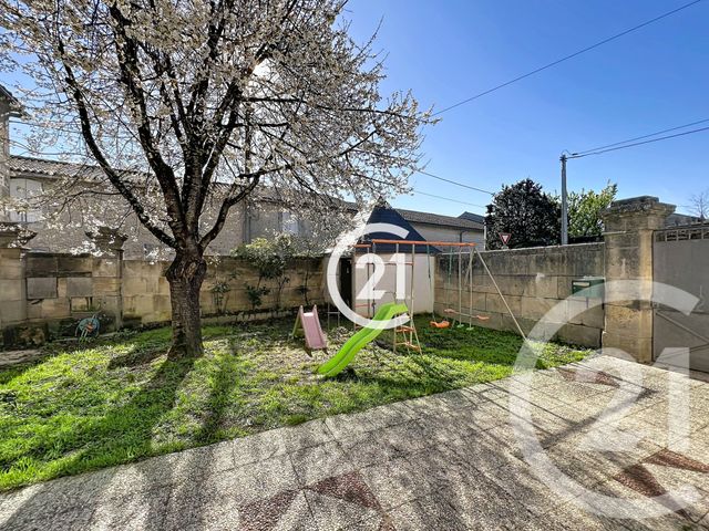 maison à vendre - 10 pièces - 255.0 m2 - COGNAC - 16 - POITOU-CHARENTES - Century 21 Xso Immobilier