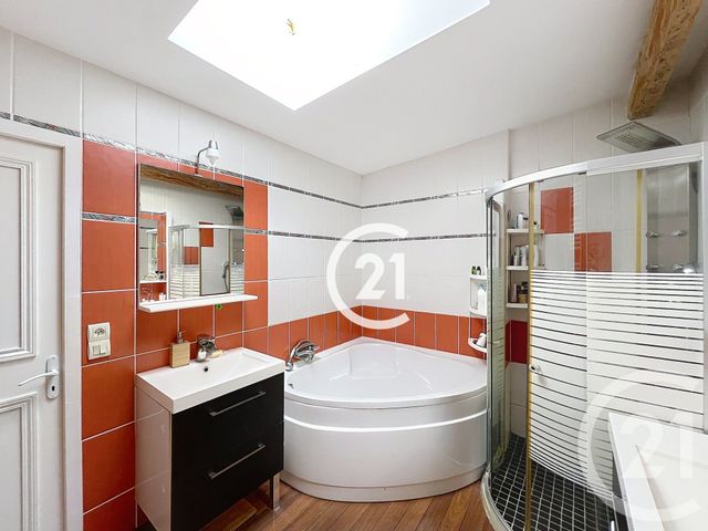 maison à vendre - 10 pièces - 255.0 m2 - COGNAC - 16 - POITOU-CHARENTES - Century 21 Xso Immobilier