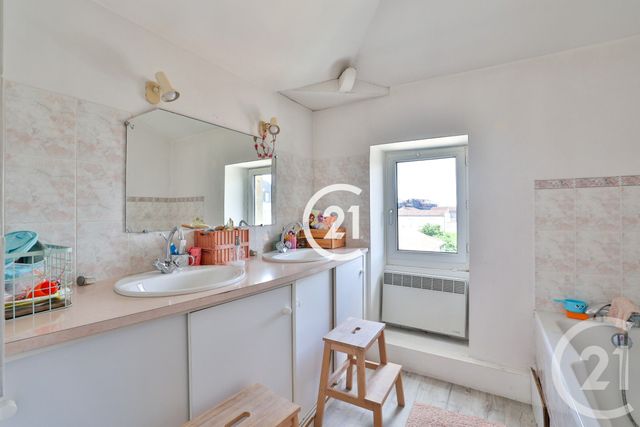maison à vendre - 6 pièces - 154.0 m2 - COGNAC - 16 - POITOU-CHARENTES - Century 21 Xso Immobilier