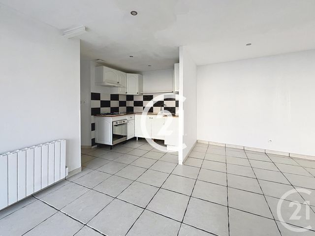 maison à louer - 4 pièces - 96.6 m2 - COGNAC - 16 - POITOU-CHARENTES - Century 21 Xso Immobilier