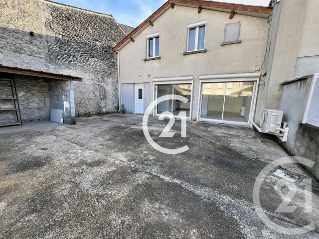 maison à louer - 4 pièces - 96.6 m2 - COGNAC - 16 - POITOU-CHARENTES - Century 21 Xso Immobilier