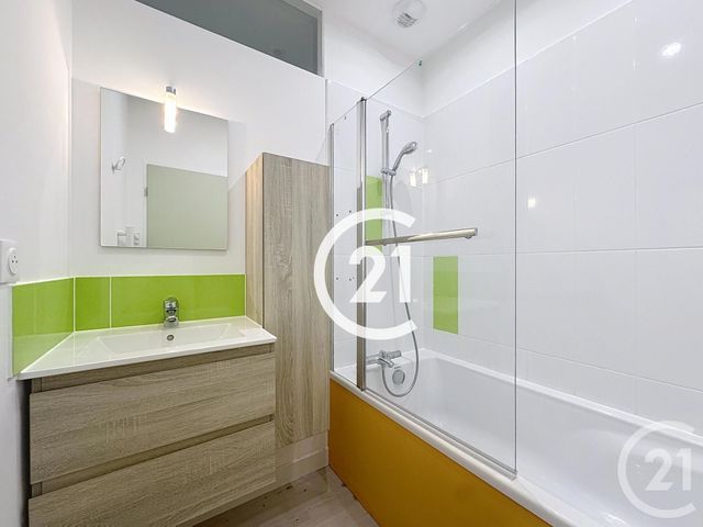 maison à louer - 4 pièces - 94.0 m2 - COGNAC - 16 - POITOU-CHARENTES - Century 21 Xso Immobilier