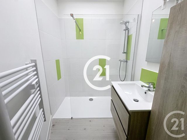 maison à louer - 4 pièces - 94.0 m2 - COGNAC - 16 - POITOU-CHARENTES - Century 21 Xso Immobilier