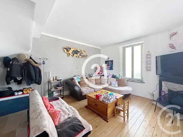 maison à vendre - 5 pièces - 173.0 m2 - CHATEAUBERNARD - 16 - POITOU-CHARENTES - Century 21 Xso Immobilier