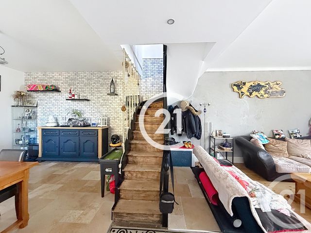 maison à vendre - 5 pièces - 173.0 m2 - CHATEAUBERNARD - 16 - POITOU-CHARENTES - Century 21 Xso Immobilier