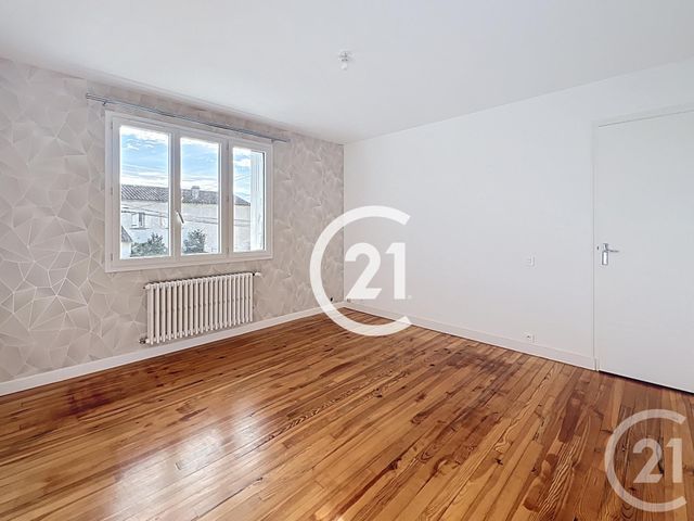 maison à louer - 3 pièces - 99.0 m2 - COGNAC - 16 - POITOU-CHARENTES - Century 21 Xso Immobilier