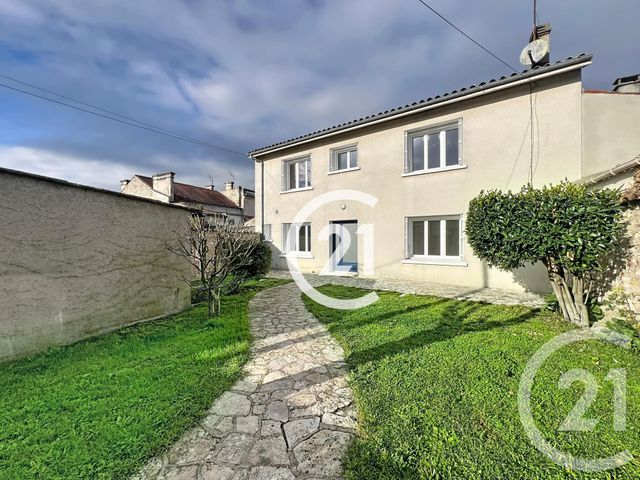 maison à louer - 3 pièces - 99.0 m2 - COGNAC - 16 - POITOU-CHARENTES - Century 21 Xso Immobilier