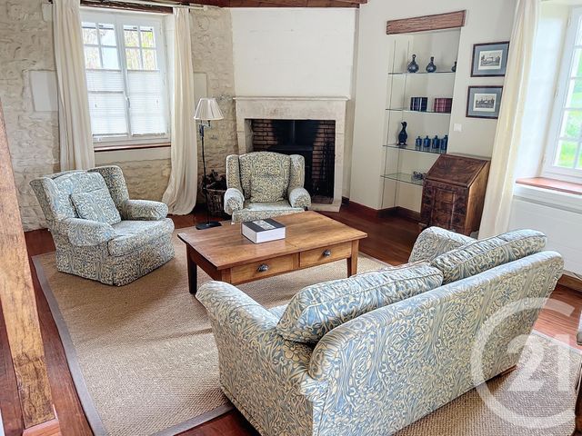 maison à louer - 5 pièces - 166.0 m2 - ST LAURENT DE COGNAC - 16 - POITOU-CHARENTES - Century 21 Xso Immobilier