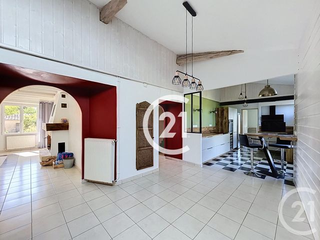 maison à vendre - 5 pièces - 169.0 m2 - ST SULPICE DE COGNAC - 16 - POITOU-CHARENTES - Century 21 Xso Immobilier