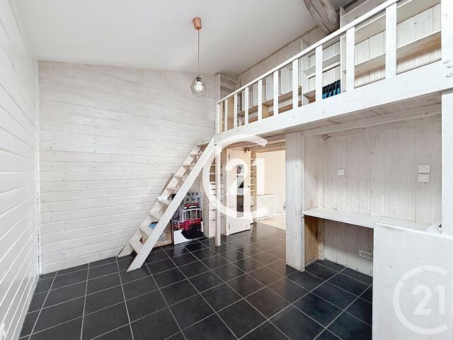 maison à vendre - 5 pièces - 169.0 m2 - ST SULPICE DE COGNAC - 16 - POITOU-CHARENTES - Century 21 Xso Immobilier