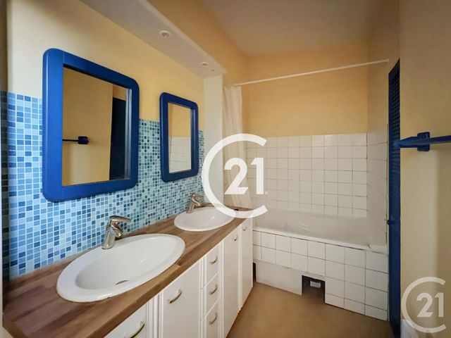 maison à vendre - 5 pièces - 169.0 m2 - ST SULPICE DE COGNAC - 16 - POITOU-CHARENTES - Century 21 Xso Immobilier