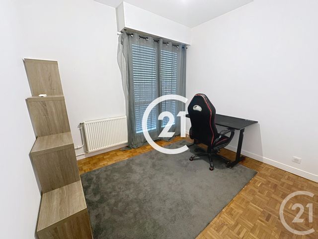 Appartement F3 à louer - 3 pièces - 75.0 m2 - COGNAC - 16 - POITOU-CHARENTES - Century 21 Xso Immobilier