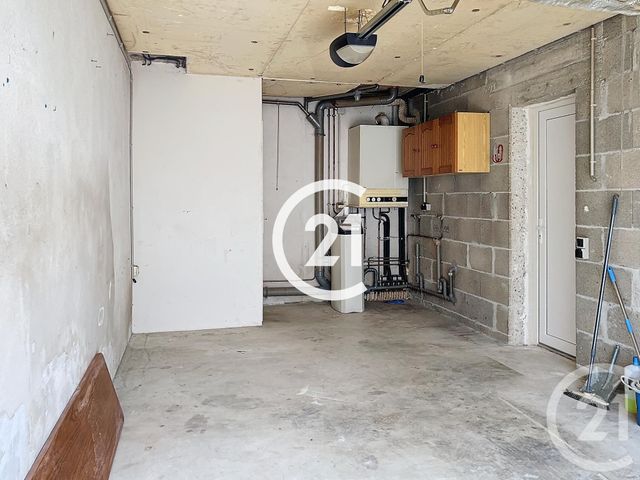 maison à louer - 4 pièces - 132.7 m2 - BOUTIERS ST TROJAN - 16 - POITOU-CHARENTES - Century 21 Xso Immobilier