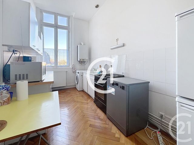 Appartement F3 à louer - 3 pièces - 109.0 m2 - COGNAC - 16 - POITOU-CHARENTES - Century 21 Xso Immobilier