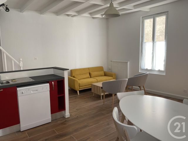 maison à louer - 3 pièces - 81.0 m2 - COGNAC - 16 - POITOU-CHARENTES - Century 21 Xso Immobilier