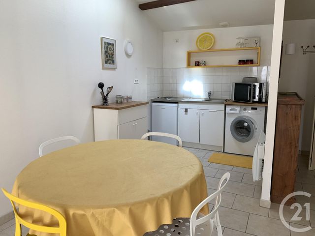 Appartement T2 à louer - 2 pièces - 40.0 m2 - COGNAC - 16 - POITOU-CHARENTES - Century 21 Xso Immobilier