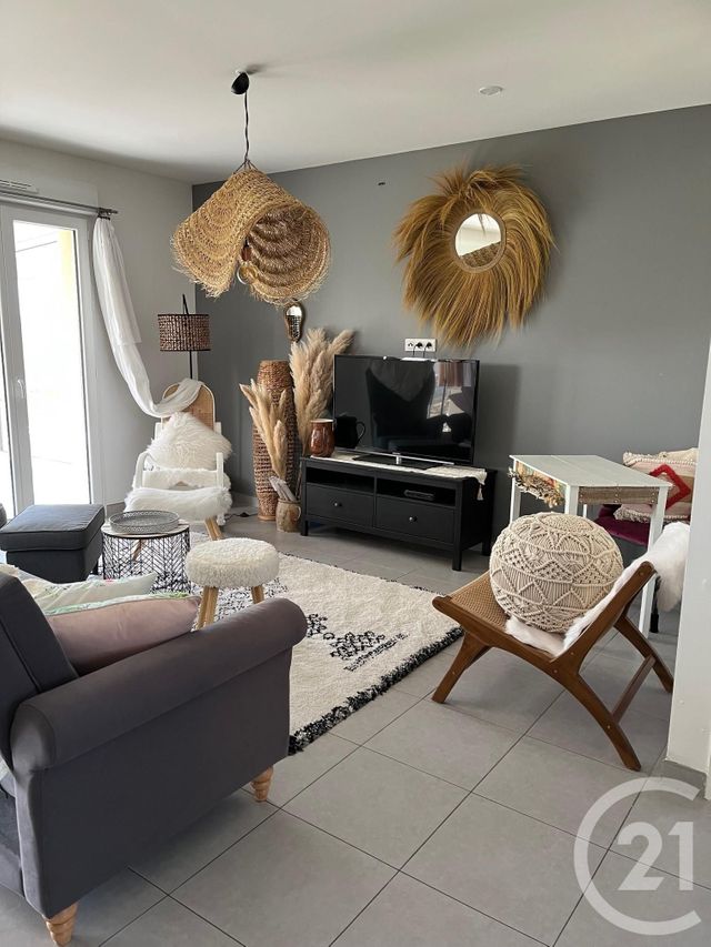 maison à louer - 4 pièces - 97.0 m2 - GERMIGNAC - 17 - POITOU-CHARENTES - Century 21 Xso Immobilier