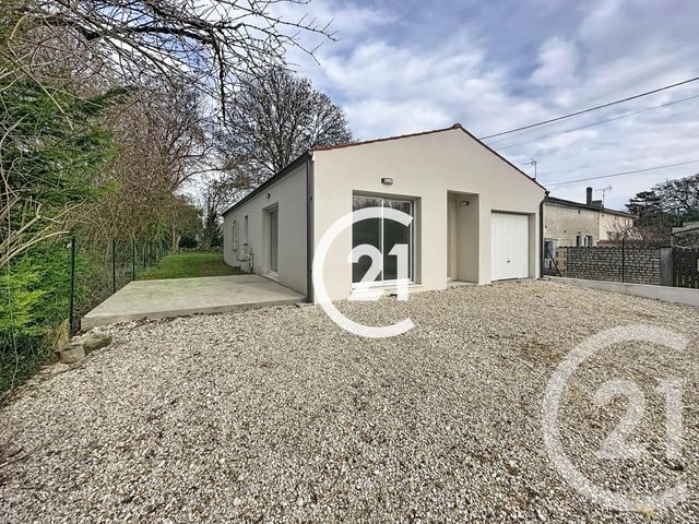 Maison à louer ST FORT SUR LE NE