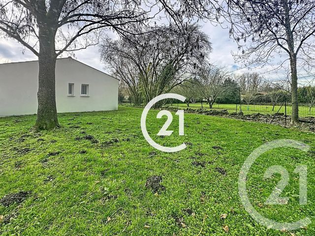 maison à louer - 4 pièces - 90.0 m2 - ST FORT SUR LE NE - 16 - POITOU-CHARENTES - Century 21 Xso Immobilier