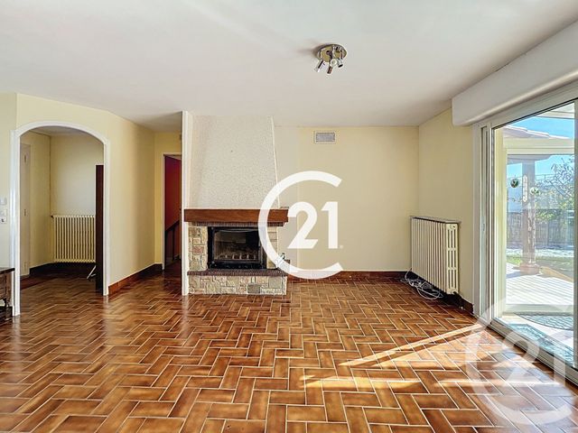 maison à vendre - 6 pièces - 126.5 m2 - MERPINS - 16 - POITOU-CHARENTES - Century 21 Xso Immobilier