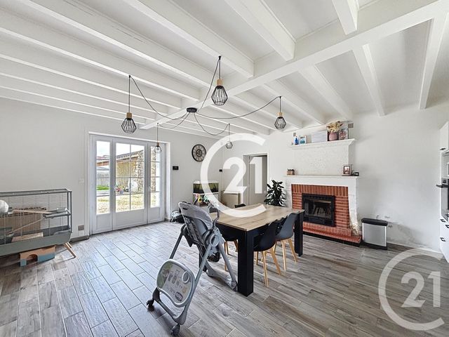 maison à vendre - 4 pièces - 155.0 m2 - ANGEAC CHAMPAGNE - 16 - POITOU-CHARENTES - Century 21 Xso Immobilier