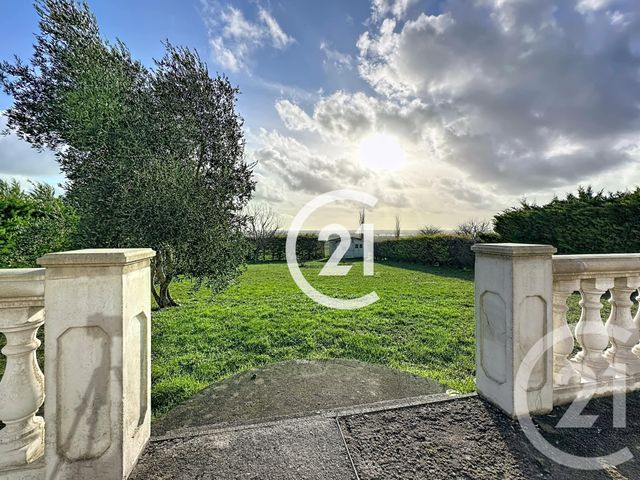 maison à vendre - 4 pièces - 105.5 m2 - CHERAC - 17 - POITOU-CHARENTES - Century 21 Xso Immobilier