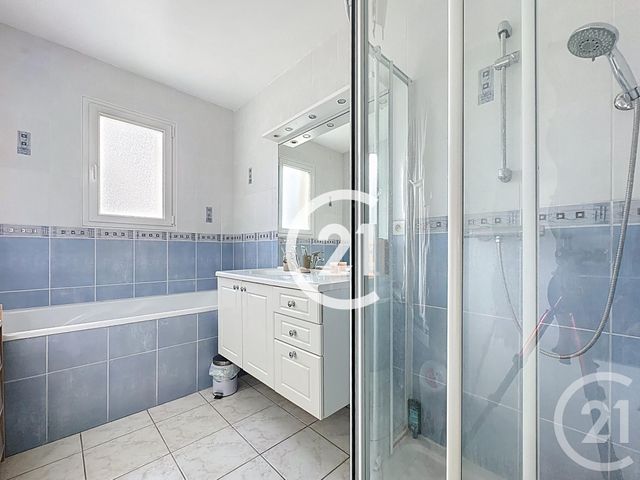 maison à vendre - 4 pièces - 105.5 m2 - CHERAC - 17 - POITOU-CHARENTES - Century 21 Xso Immobilier