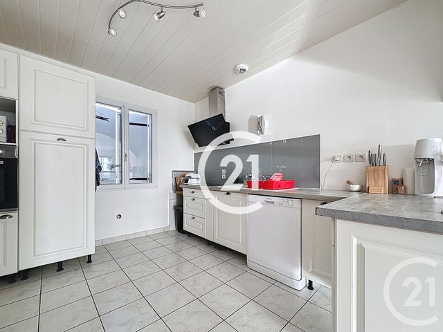 maison à vendre - 4 pièces - 105.5 m2 - CHERAC - 17 - POITOU-CHARENTES - Century 21 Xso Immobilier