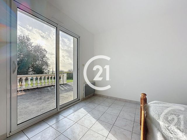 maison à vendre - 4 pièces - 105.5 m2 - CHERAC - 17 - POITOU-CHARENTES - Century 21 Xso Immobilier