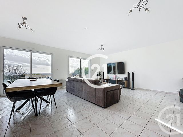 maison à vendre - 4 pièces - 105.5 m2 - CHERAC - 17 - POITOU-CHARENTES - Century 21 Xso Immobilier