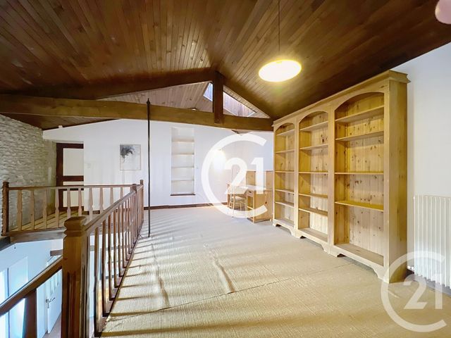 maison à louer - 6 pièces - 179.0 m2 - COGNAC - 16 - POITOU-CHARENTES - Century 21 Xso Immobilier