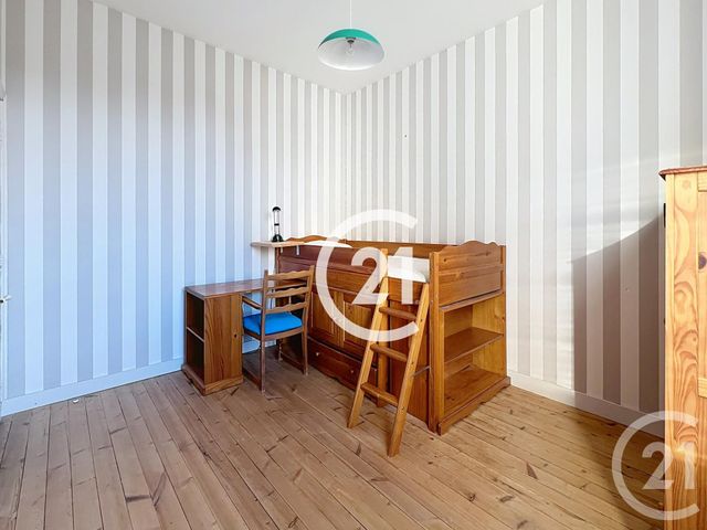 maison à louer - 6 pièces - 179.0 m2 - COGNAC - 16 - POITOU-CHARENTES - Century 21 Xso Immobilier