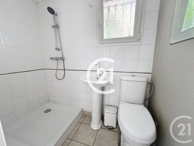 maison à louer - 5 pièces - 111.0 m2 - ST BRICE - 16 - POITOU-CHARENTES - Century 21 Xso Immobilier