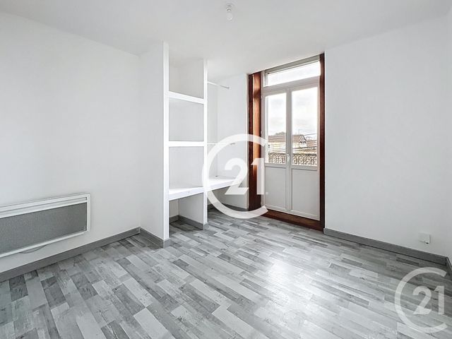 Appartement T2 à louer - 2 pièces - 32.0 m2 - COGNAC - 16 - POITOU-CHARENTES - Century 21 Xso Immobilier