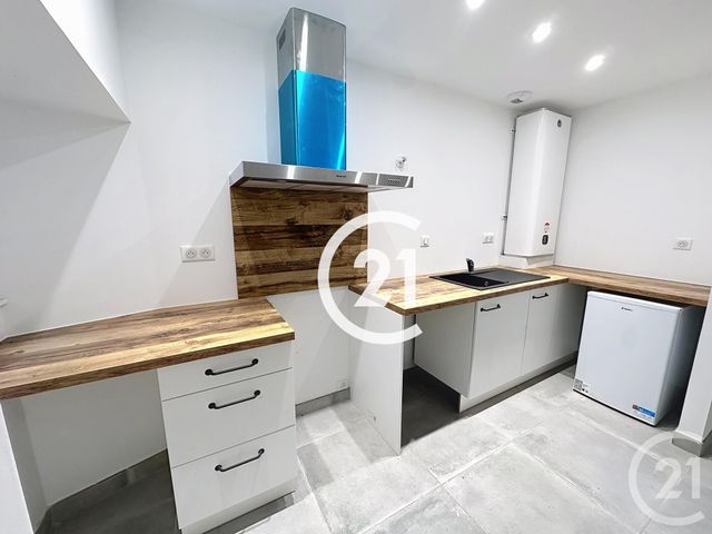 Appartement F1 à louer - 1 pièce - 29.5 m2 - COGNAC - 16 - POITOU-CHARENTES - Century 21 Xso Immobilier