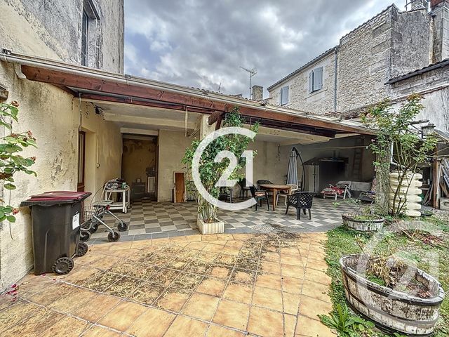 maison à vendre - 5 pièces - 185.0 m2 - COGNAC - 16 - POITOU-CHARENTES - Century 21 Xso Immobilier