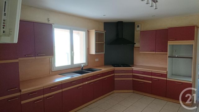 maison à louer - 5 pièces - 149.0 m2 - MERPINS - 16 - POITOU-CHARENTES - Century 21 Xso Immobilier